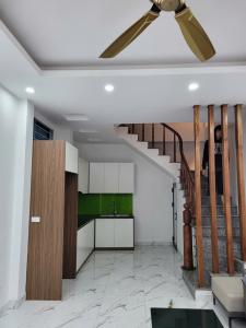 BÁN NHÀ TÂY TỰU  4 TẦNG CHỈ 5. x TỶ