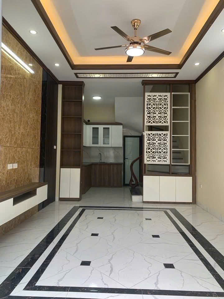 NGÔI NHÀ LÝ TƯỞNG VỊ TRÍ THUẬN LỢI GIÁ TIỀN HỢP LÝ