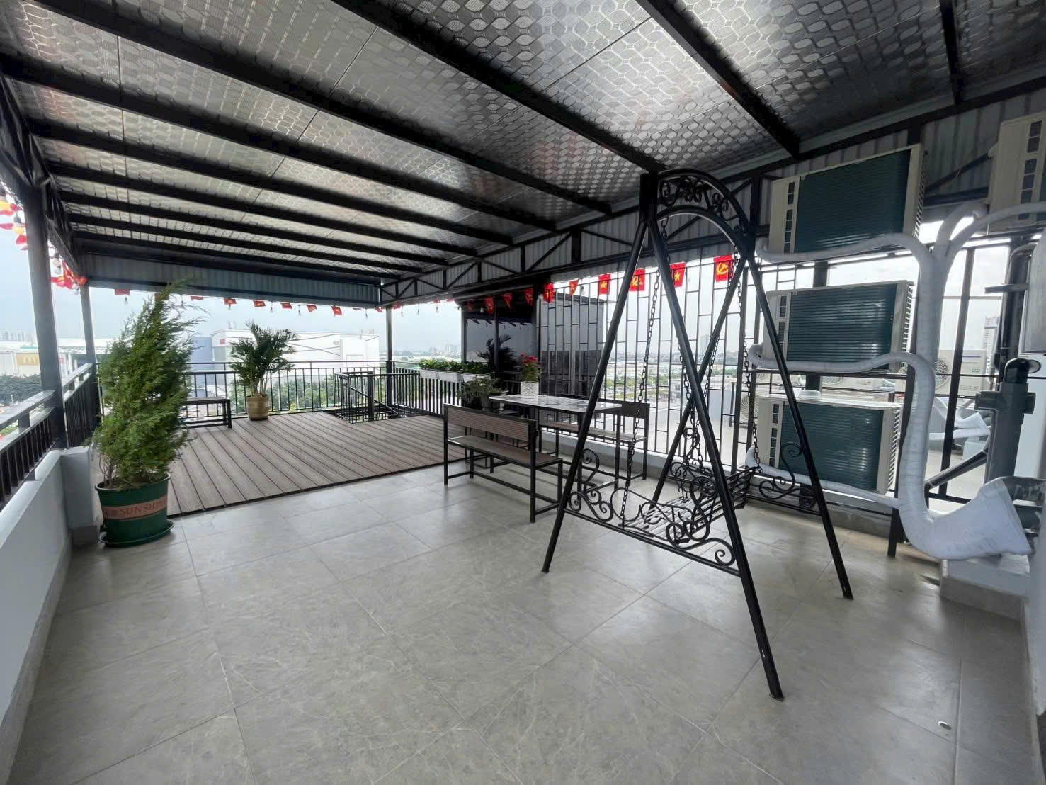 TẾT NÀY NHÀ MỚI CÙNG EM SIÊU PHẨM CỔ LINH - LONG BIÊN