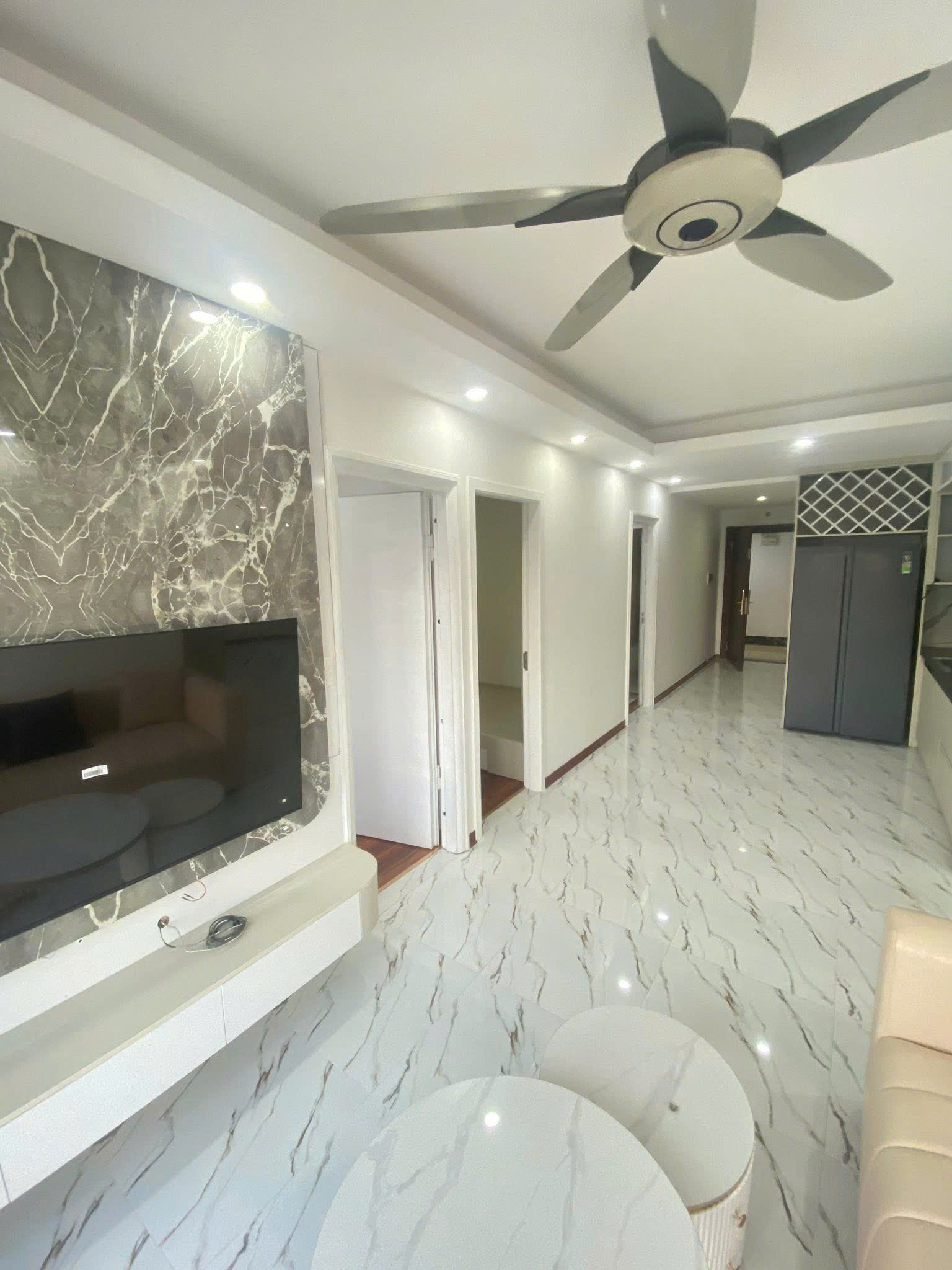 BÁN NHÀ BỒ ĐỀ LONG BIÊN GARA Ô TÔ TẶNG FULL NỘI THẤT NHẬP NGOẠI