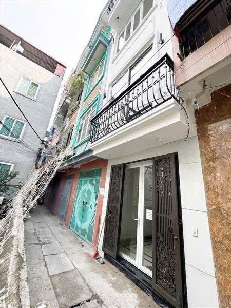 NHÀ MỚI ĐẦY ĐỦ CÔNG NĂNG Ô TÔ VÀO NHÀ GIÁ RẺ NHẤT KHU VỰC