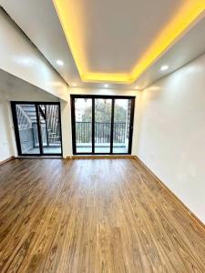 MẶT PHỐ Cù Chính Lan Thanh Xuân Giao Thông Thuận Tiện Nhà mới ở ngay