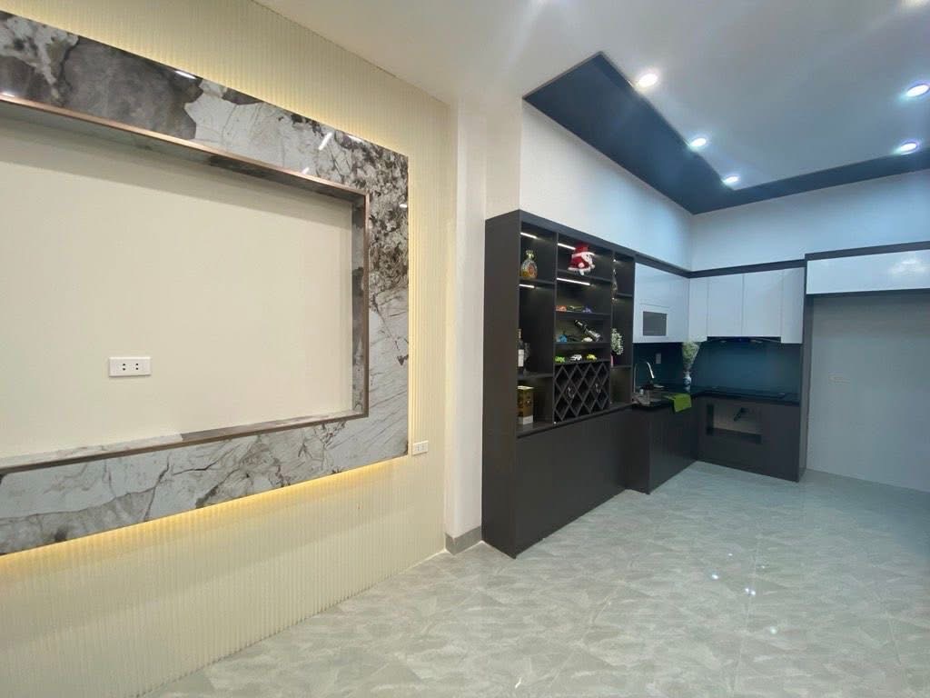 15 TỶ – NHÀ MẶT PHỐ Ô TÔ TRÁNH KIM NGƯU – KINH DOANH ĐỈNH