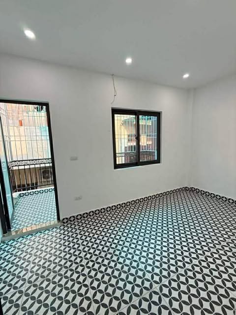 BÁN NHÀ XÂY MỚI TINH