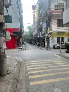 CÓ NHÀ 5 TẦNG CẦN BÁN