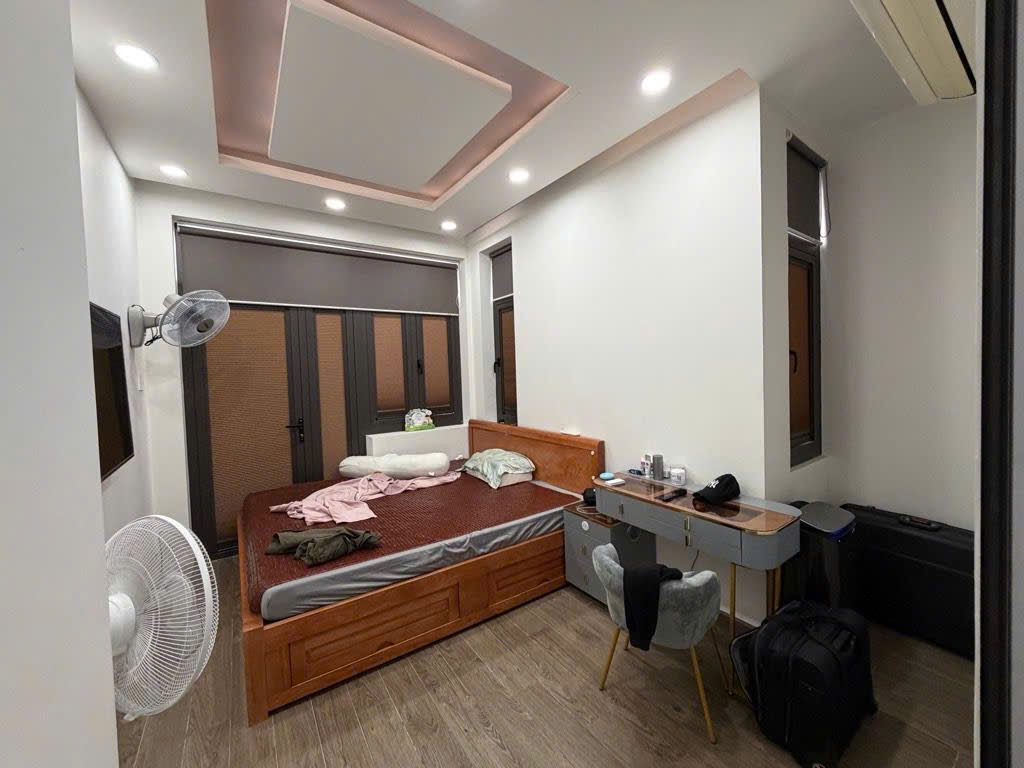 CĂN GÓC 2 MẶT TIỀN - ĐƯỜNG XE TẢI NÉ NHAU - LÊ VĂN VIỆT - TĂNG NHƠN PHÚ B - Q9