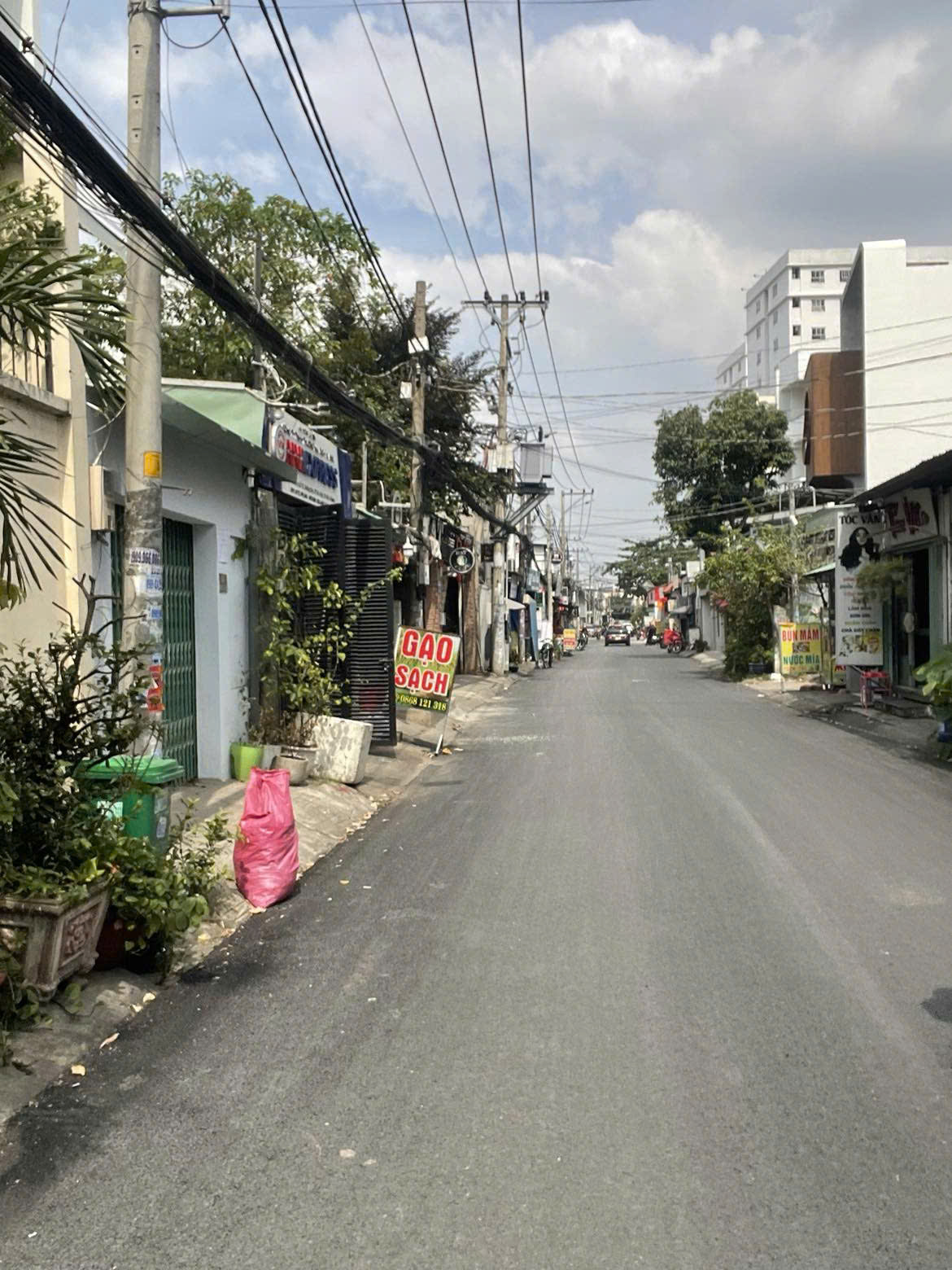 NHÀ HIỀM VUÔNG  GẦN 150M2 , NGAY CHỢ THỦ ĐỨC , DƯƠNG VĂN CAM, LINH TÂY