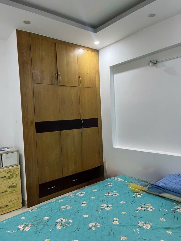 NHÀ 4 TẦNG - KHU CAO CẤP - ÔTÔ ĐẬU CỬA 
HOÀNG DIỆU 2 - LINH CHIỂU