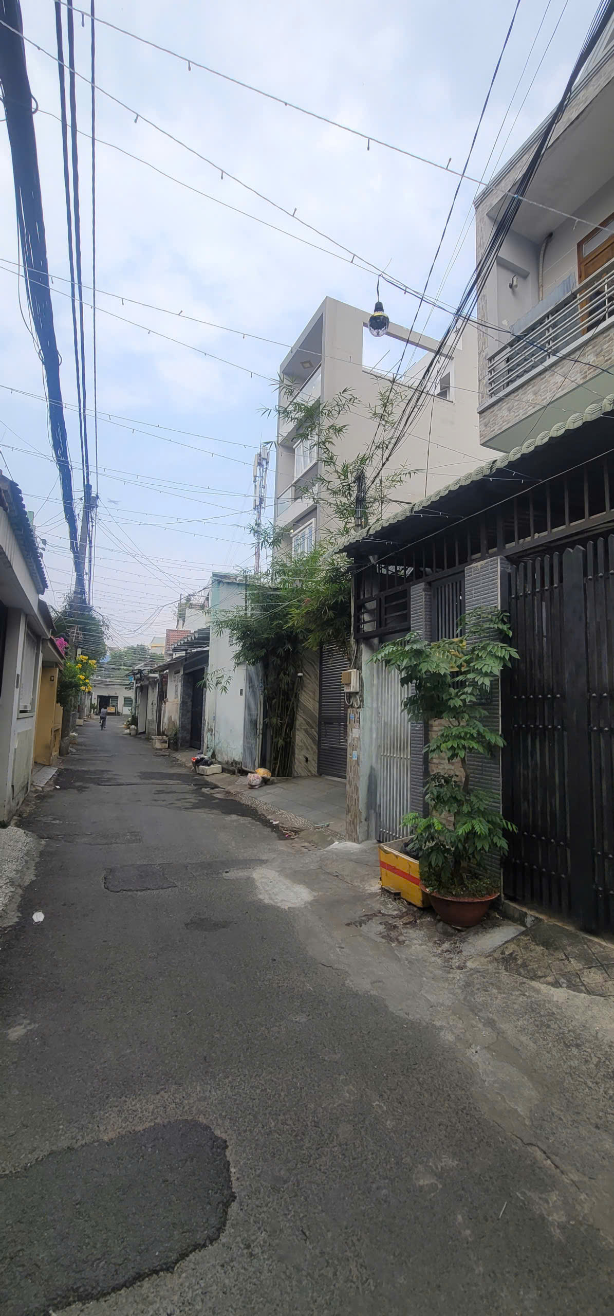 NHÀ 3 TẦNG - HẺM ÔTÔ THÔNG - KHA VẠN CÂN - F LINH TÂY