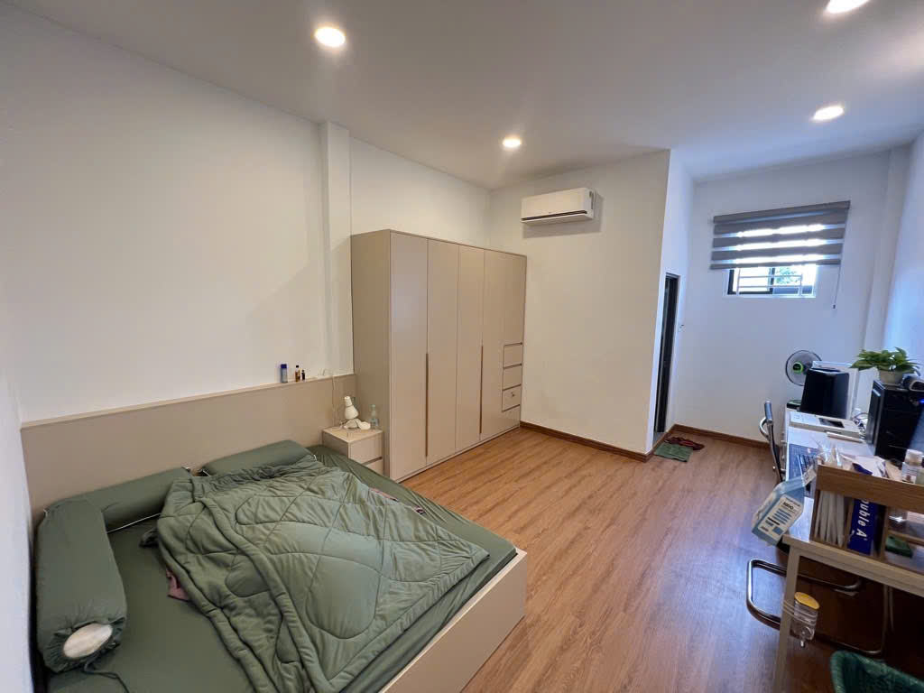 NHÀ MỚI ĐÓN TẾT - 2 LẦU - Ô TÔ ĐẬU CỬA NGÀY ĐÊM - LÊ VĂN VIỆT
- F TĂNG NHƠN PHÚ B - NGAY VINCOM