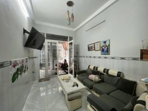 CHỦ GẤP BÁN , GIẢM GIÁ MẠNH - NHÀ 3 LẦU - NGAY CHỢ THỦ ĐỨC - F TRƯỜNG THỌ