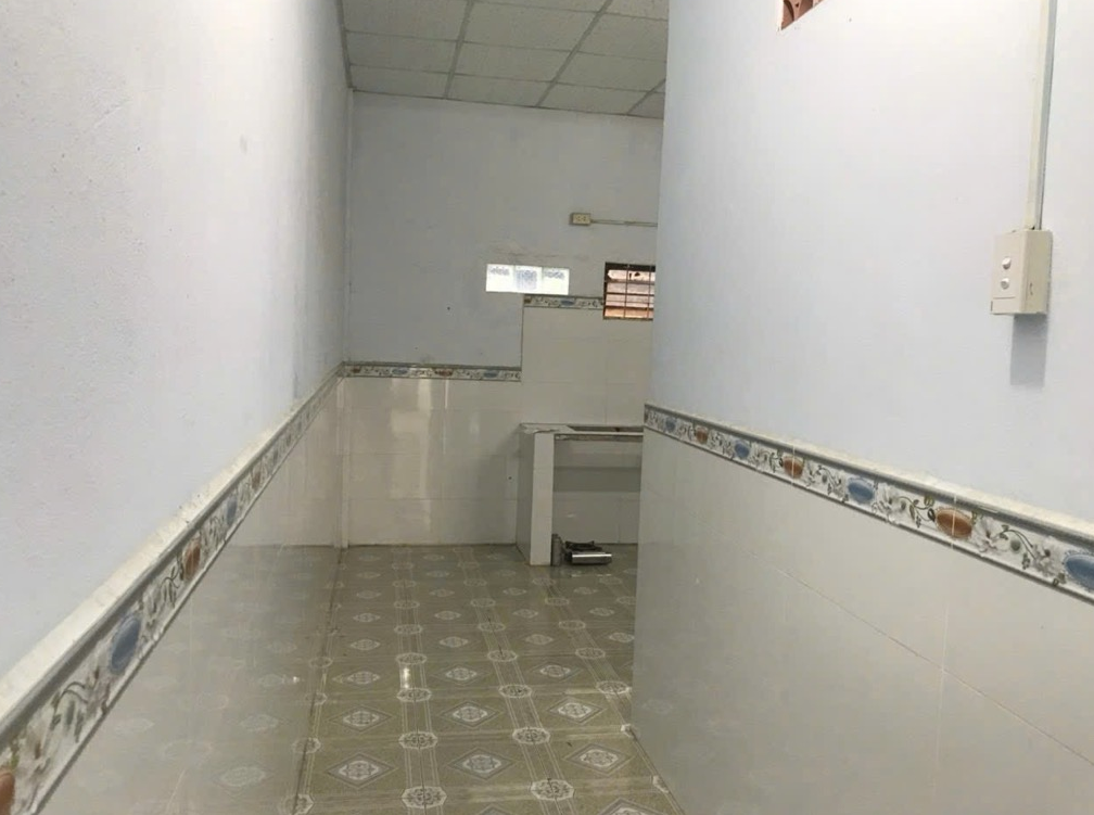 NHÀ_MT GÍA HẺM TIỆN TÍCH VÔ ĐỐI 3.9_TỶ(SÁT CHỢ,VINHOME Quận 9)