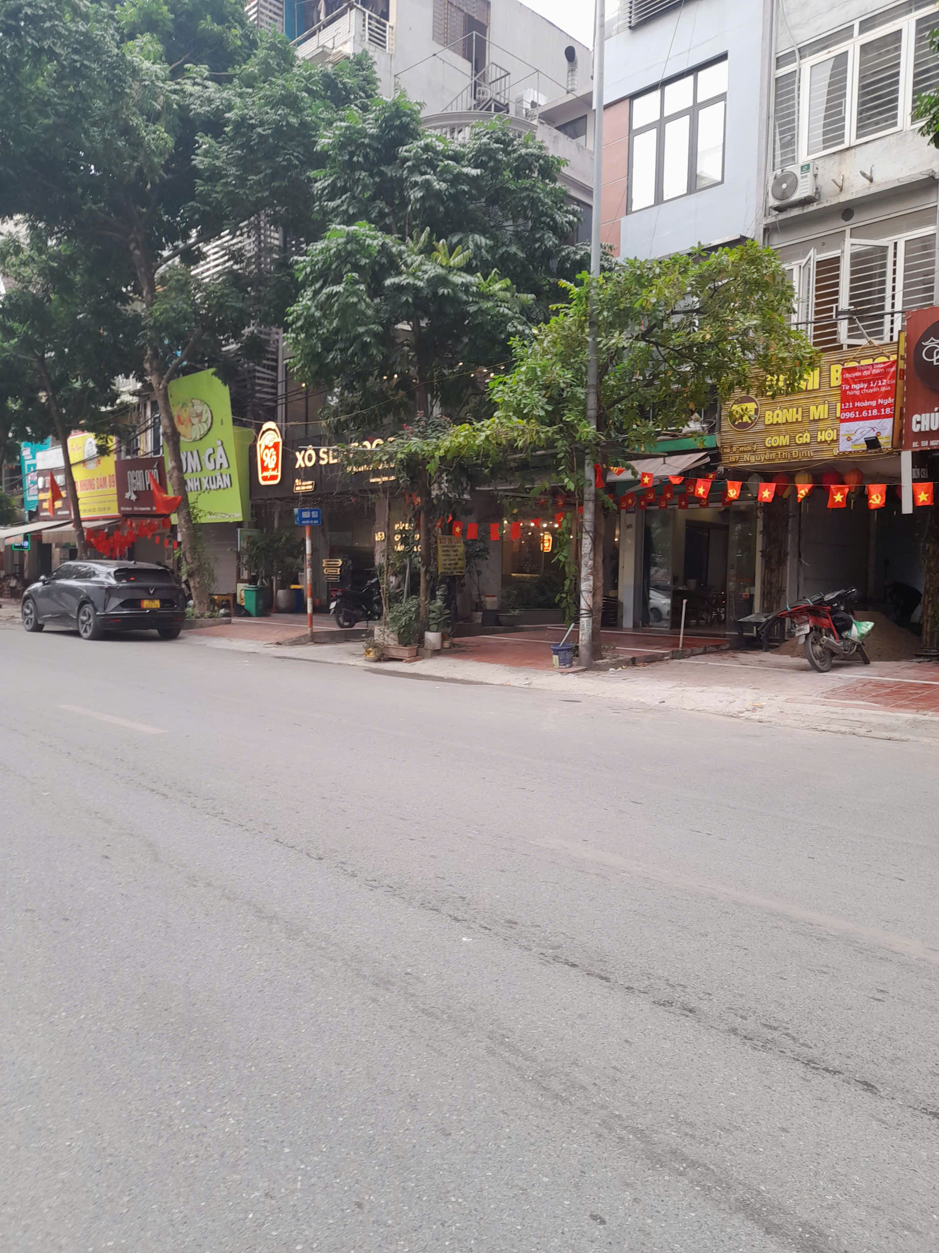 Bán Nhà Nguyễn Thị Định – Vị Trí Vàng Trung Tâm – Kinh Doanh Sầm Uất