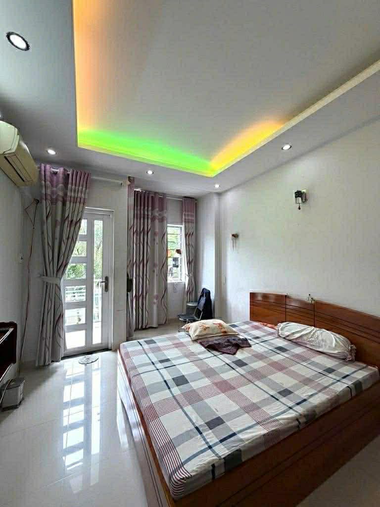 NHÀ ĐẸP 3 TẦNG Ở NGAY, TIỆN KINH DOANH ĐỈNH- GIA CHỦ THIỆN CHÍ- TRUNG TÂM QUẬN 10-