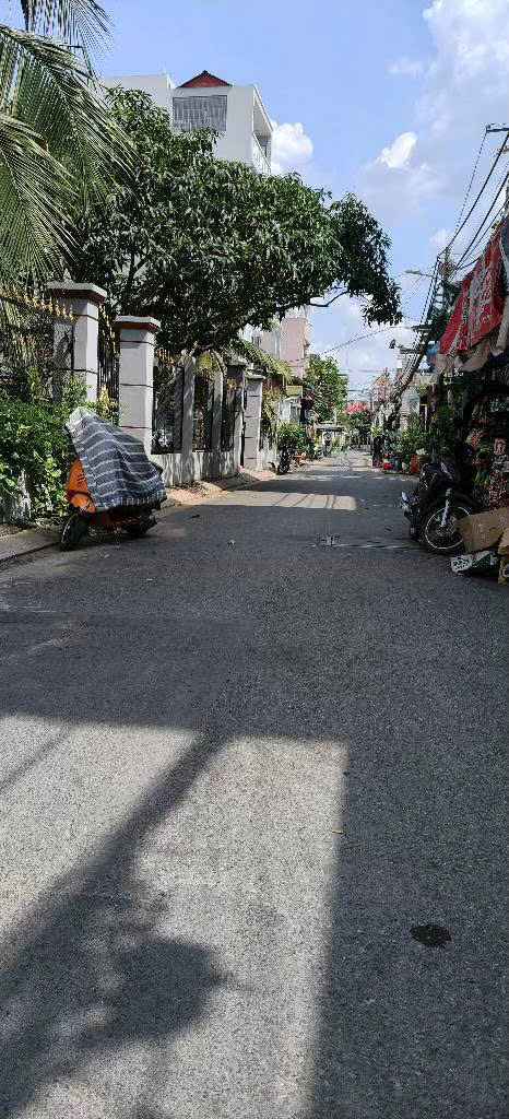 NHÀ 4M X14M, HẺM OTO NHỰA 8M, KHU PHÂN LÔ ĐỒNG BỘ- XÂY DƯNG CAO TẦNG- OTO ĐỖ CỬA VÀO NHÀ!