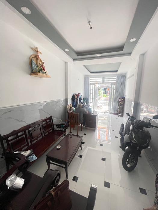 4 TẦNG-200M Ra ÂU CƠ- KHUÔNG VIỆT - 64M2 - NHÀ MỚI - FULL NỘI THẤT CƠ BẢN - HƠN 8 tỷ