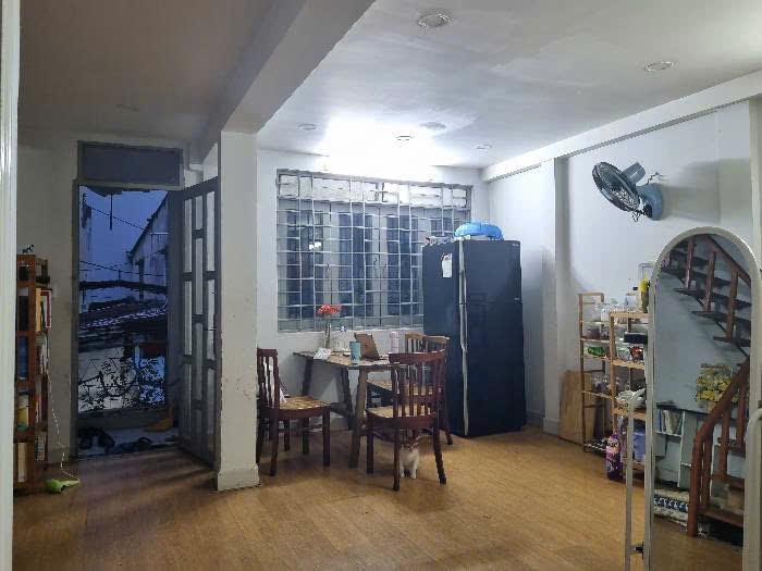 Bán nhà ngay kinh đô thời trang Nguyễn Trãi quận 5