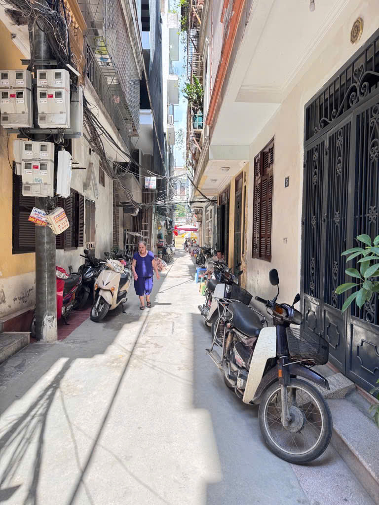 BÁN CCMN KHÂM THIÊN 42M2 6 TẦNG 9 PHÒNG FULL NỘI THẤT SẴN KHÁCH THUÊ