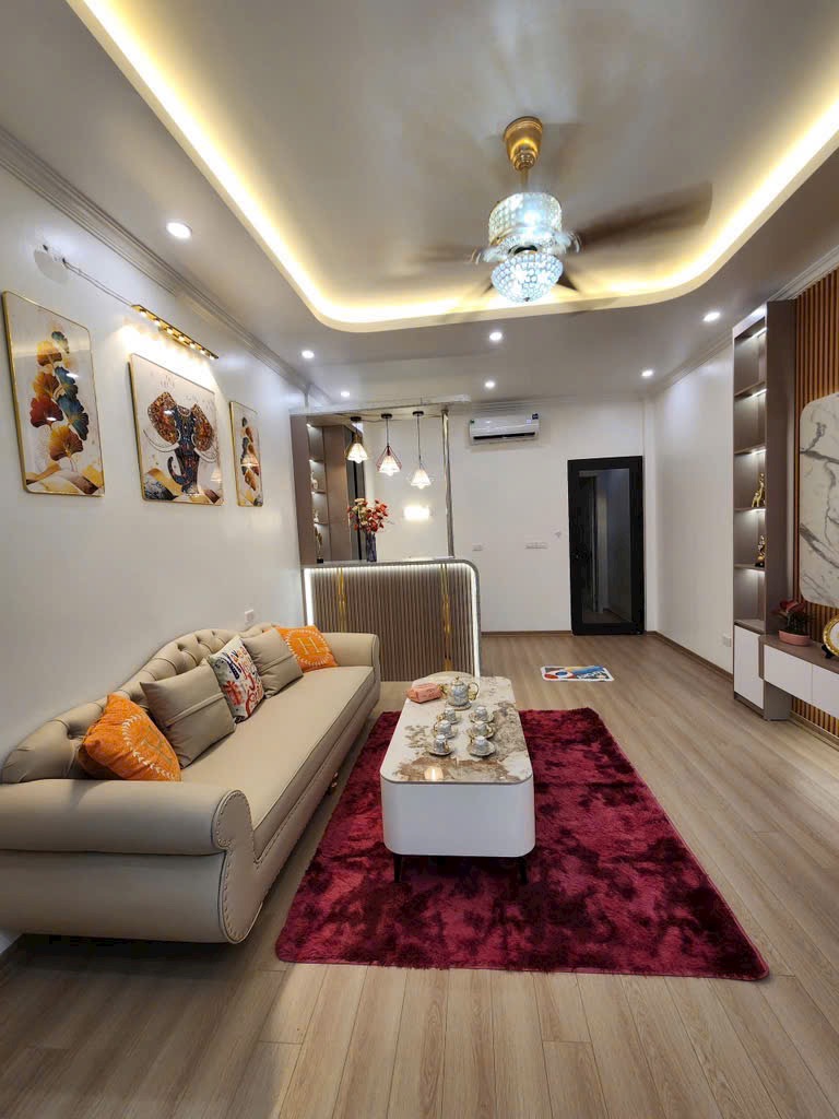 Bán Nhà Minh Khai,55m 6 tầng 13 tỷ chỉ việc về ở