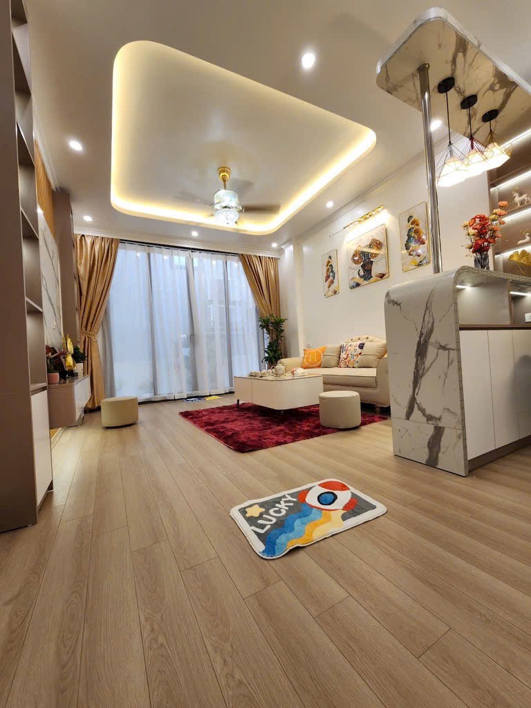 Bán Nhà Minh Khai,55m 6 tầng 13 tỷ chỉ việc về ở