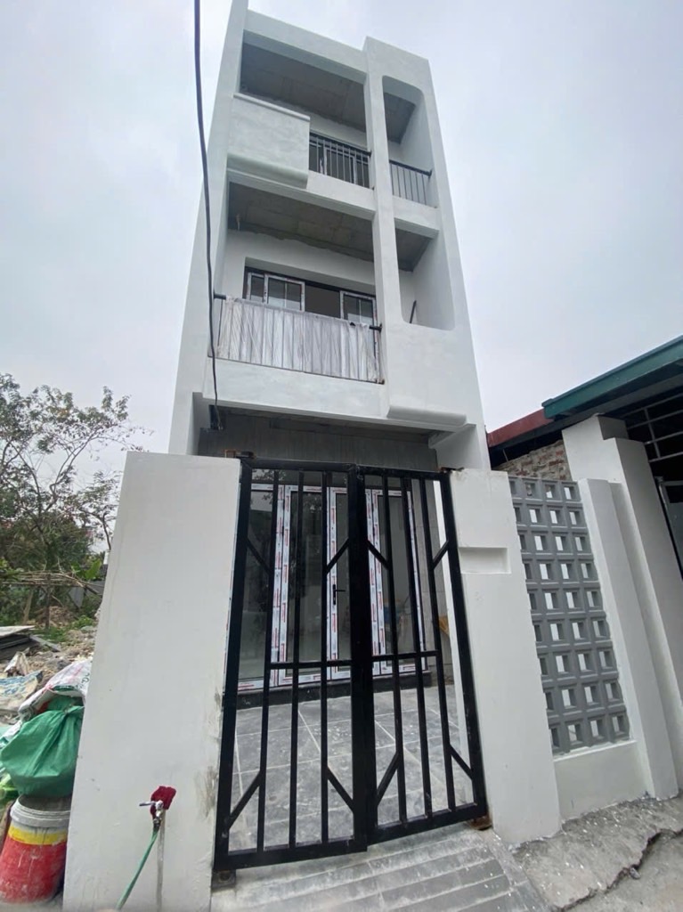 SẴN NHÀ Ở LUÔN ĐẦU TƯ SINH LỜi CAO