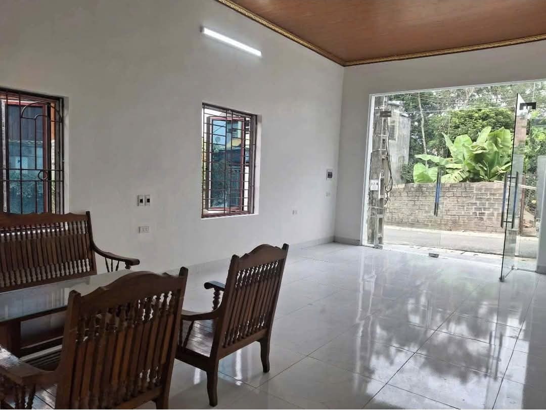 Bán  nhà  cấp  4 lô góc