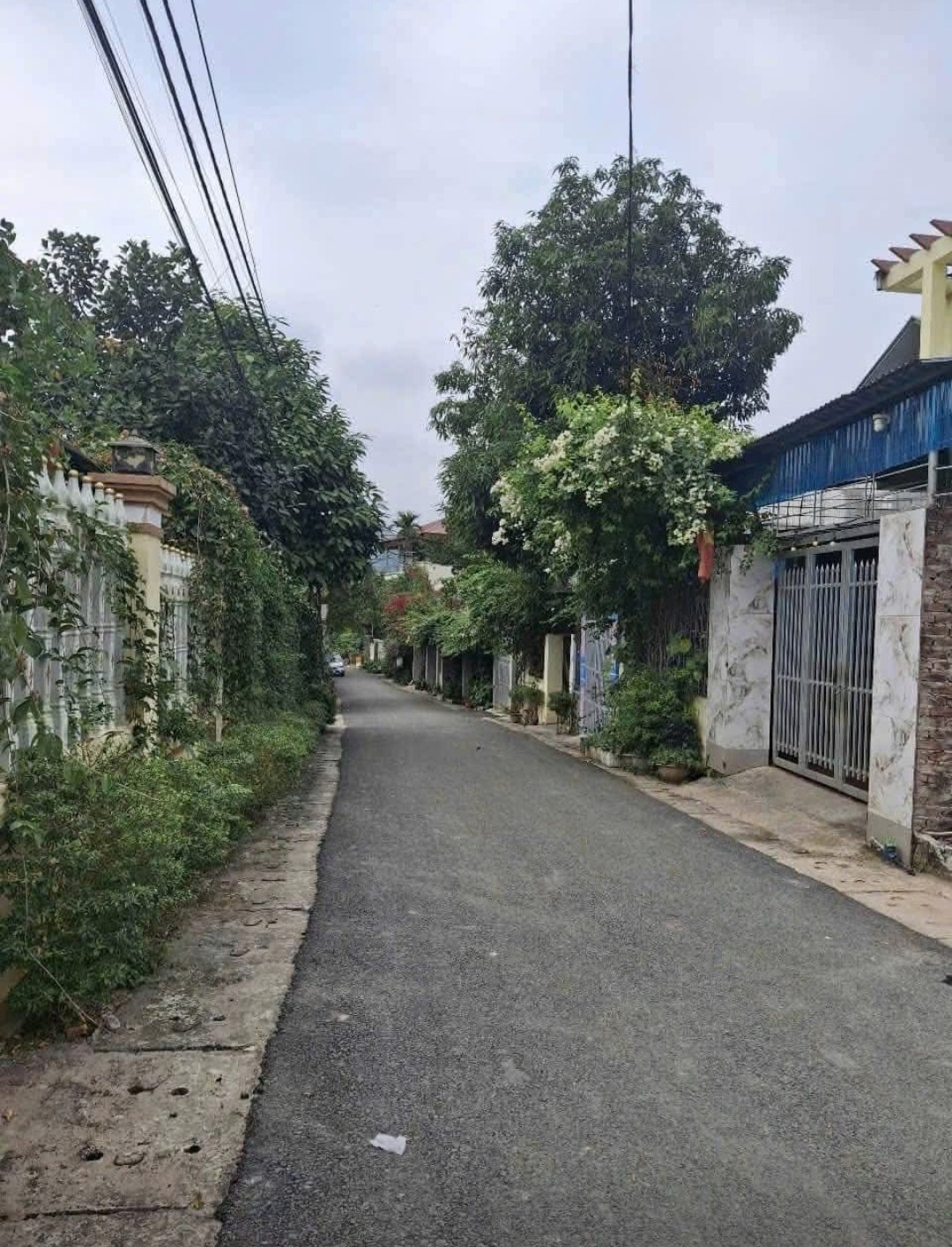 Bán  nhà  cấp  4 lô góc