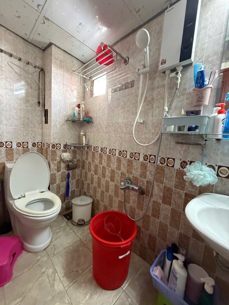 BÁN NHÀ QUẬN 7 NGAY CẠNH DỰ ÁN CẦU NGUYỄN KHOÁI SẮP KHỞI CÔNG-HẺM 967 TRẦN XUÂN SOẠN-NHÀ 4 TẦNG CÓ 5PN, 3WC - DIỆN TÍCH 50.4M2-SỔ HỒNG RIÊNG-KHU DÂN CƯ HIỆN HỮU