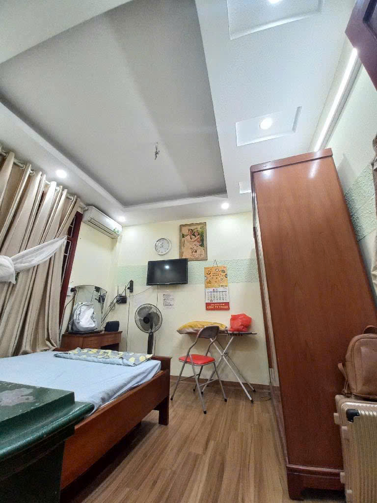 BÁN GẤP NHÀ ĐẸP TRƯỜNG CHINH - TẶNG NỘI THẤT - ĐẦY ĐỦ TIỆN NGHI