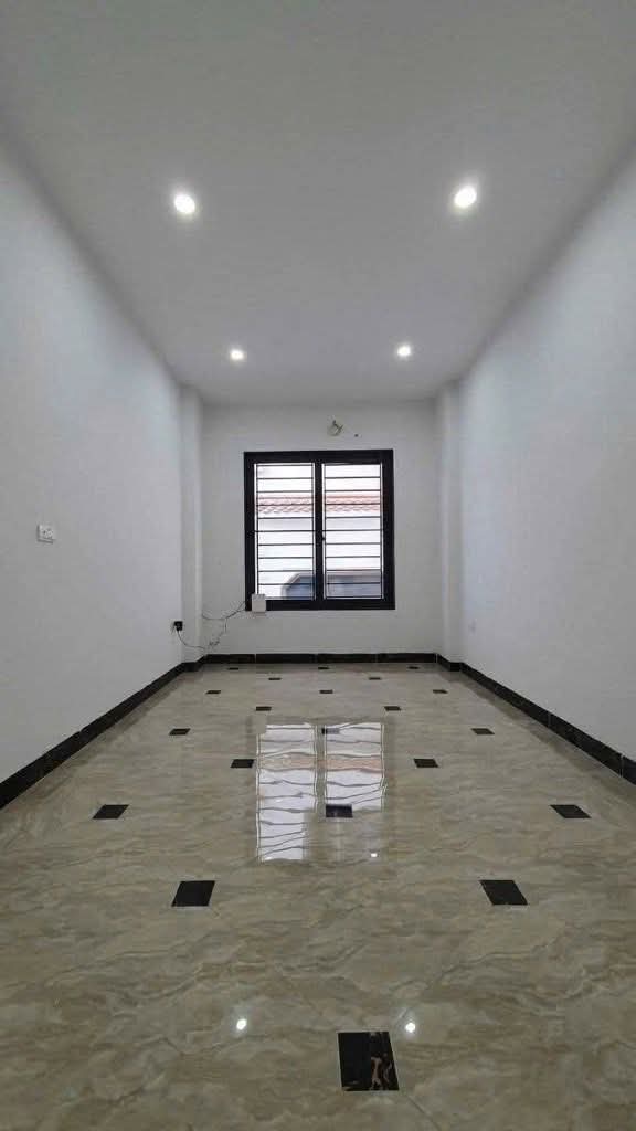 BÁN NHÀ NGÕ GỐC ĐỀ LH 0985254201