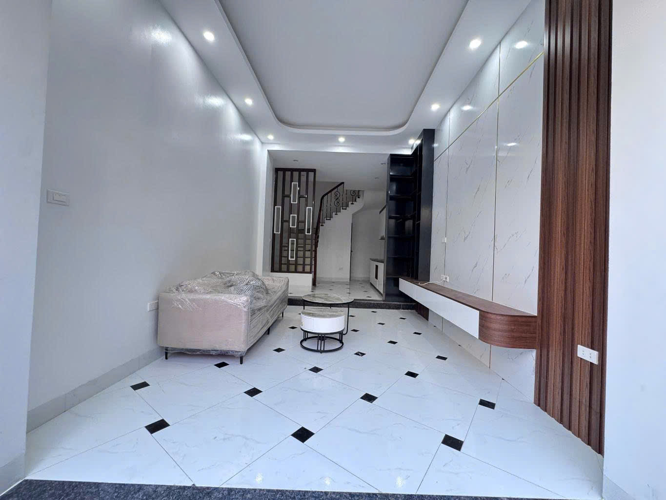 Bán nhà siêu đẹp chỉ việc xách vani về ở ngay tại Dương Nội- Hà Đông!