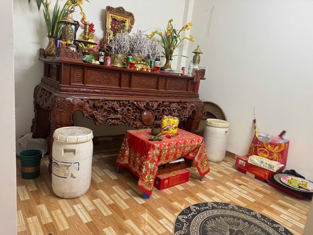 Bán nhà đẹp,sang,  xịn, mịn chỉ việc xách vani về ở ngay và luôn tại Yên Nghĩa- Hà Đông!