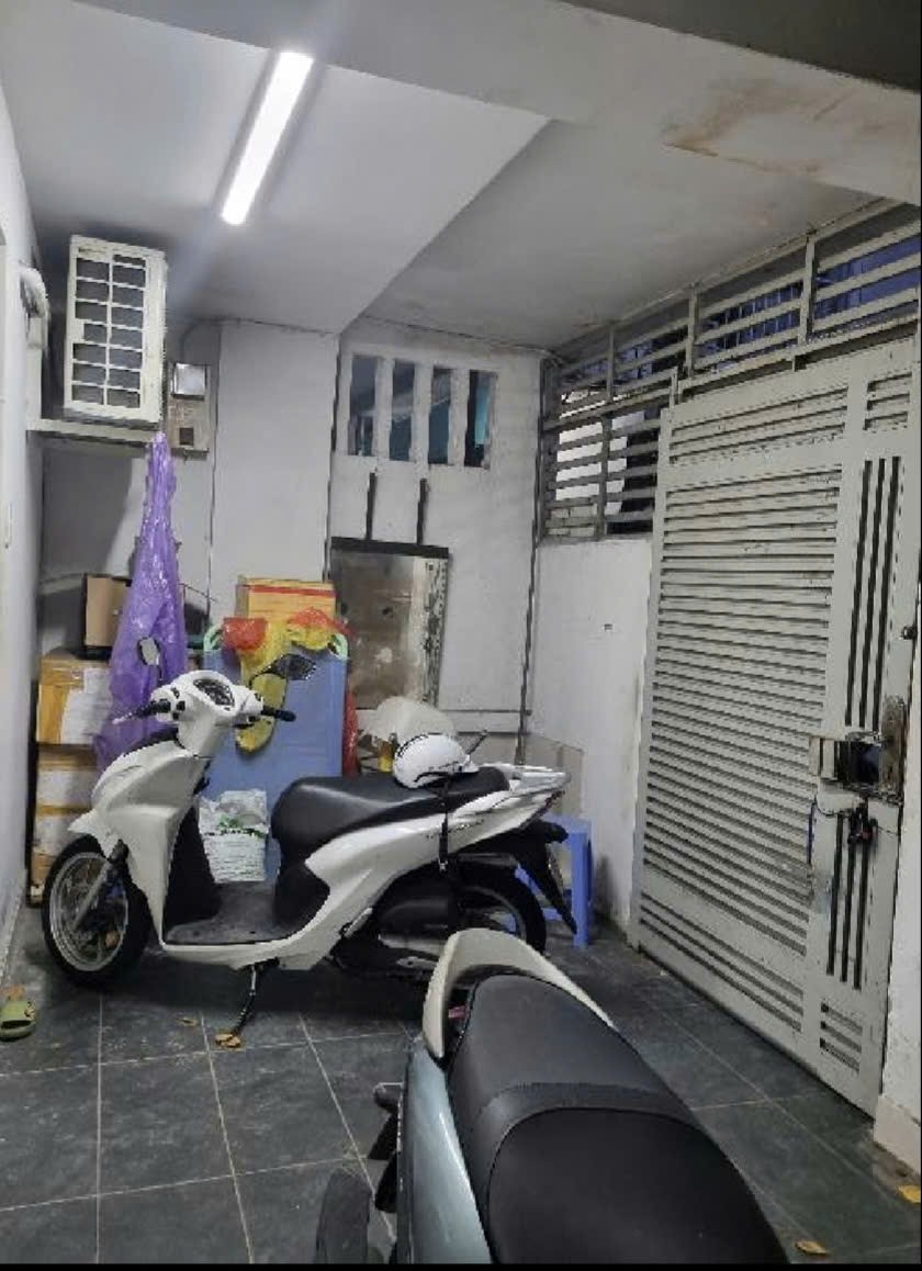 Bán 02 nhà liền kề, Hẻm xe tải đường Nguyễn Trãi, trung tâm Quận 5 liền kề Quận 1, 3 tầng, 3m*12m, 5.x tỷ/căn