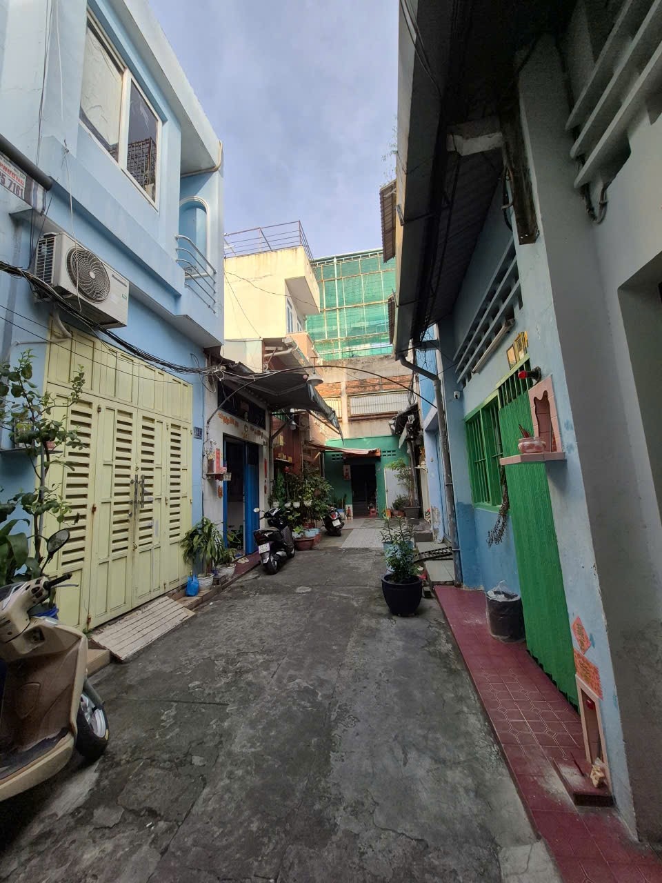 Bán nhà, 3 tầng, Quận 5, Hẻm 4m, ngay chợ Xã Tây, 3.4m*14m, 7.x tỷ