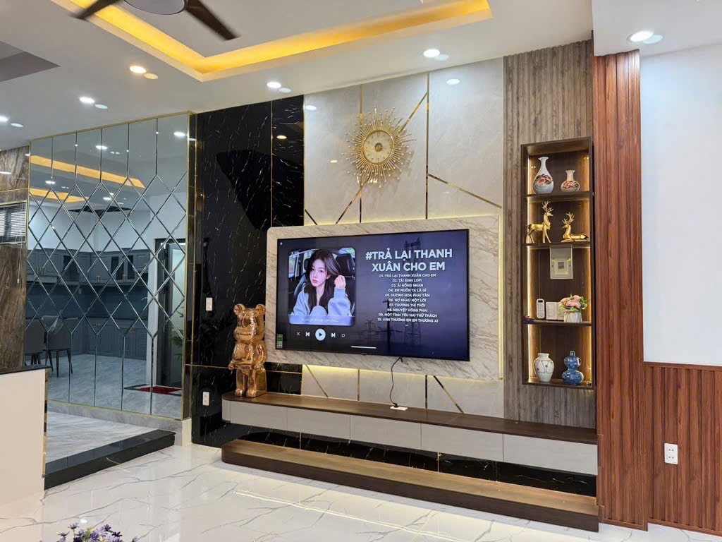 Căn Góc Mới 4 Tầng Phú Thuận q7 Full Nội Thất