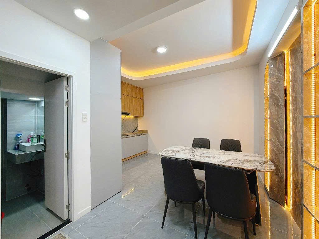 Hiếm ! Nhà Đẹp Nguyễn Thị Thập - Full Nội Thất- Giá Tốt Nhất Khu Vực