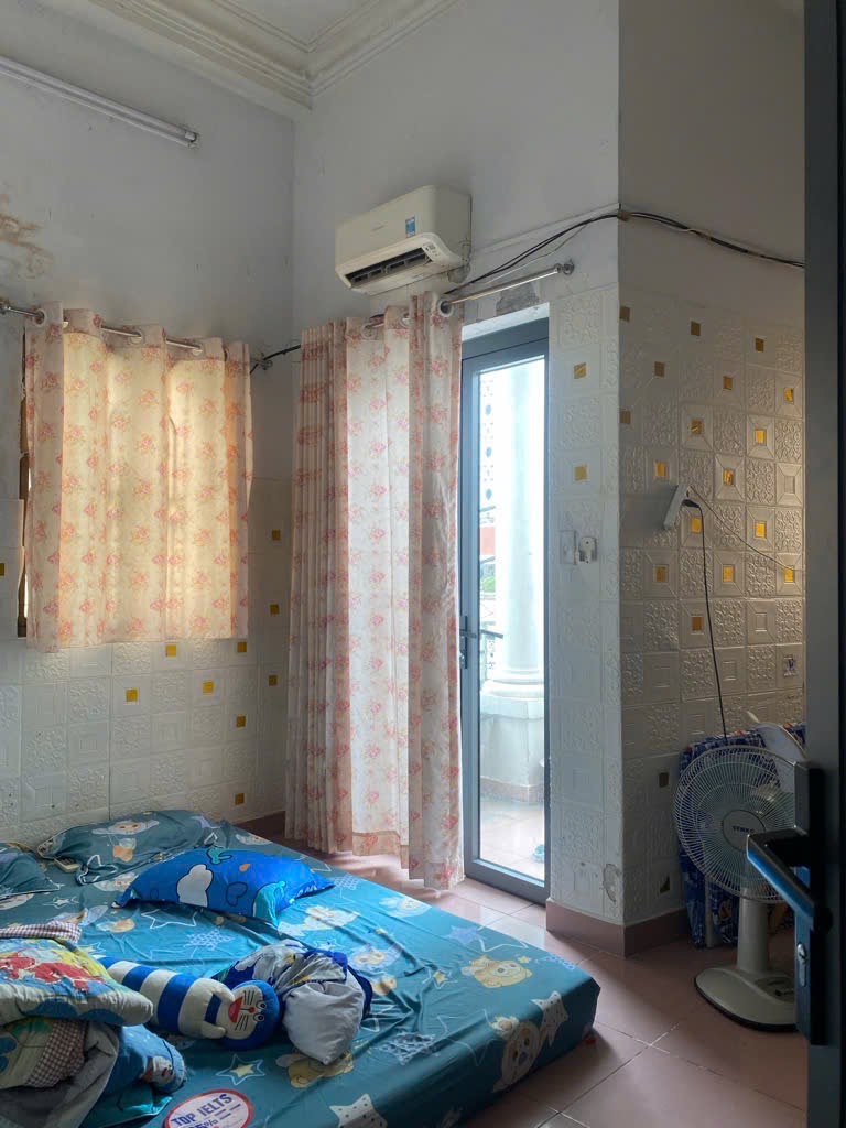 NHÀ ĐẸP TRUNG TÂM QUẬN 7 - MẶT TIỀN - KẾT NỐI GIAO THÔNG THUẬN TIỆN