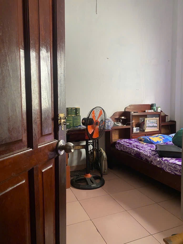 NHÀ ĐẸP TRUNG TÂM QUẬN 7 - MẶT TIỀN - KẾT NỐI GIAO THÔNG THUẬN TIỆN