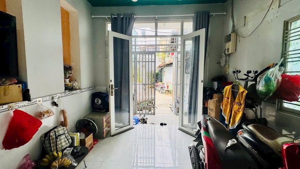 NHÀ ĐẸP 2 TẦNG – Ở NGAY – HẺM XE HƠI – PHẠM THẾ HIỂN – 5,4 TỶ TL