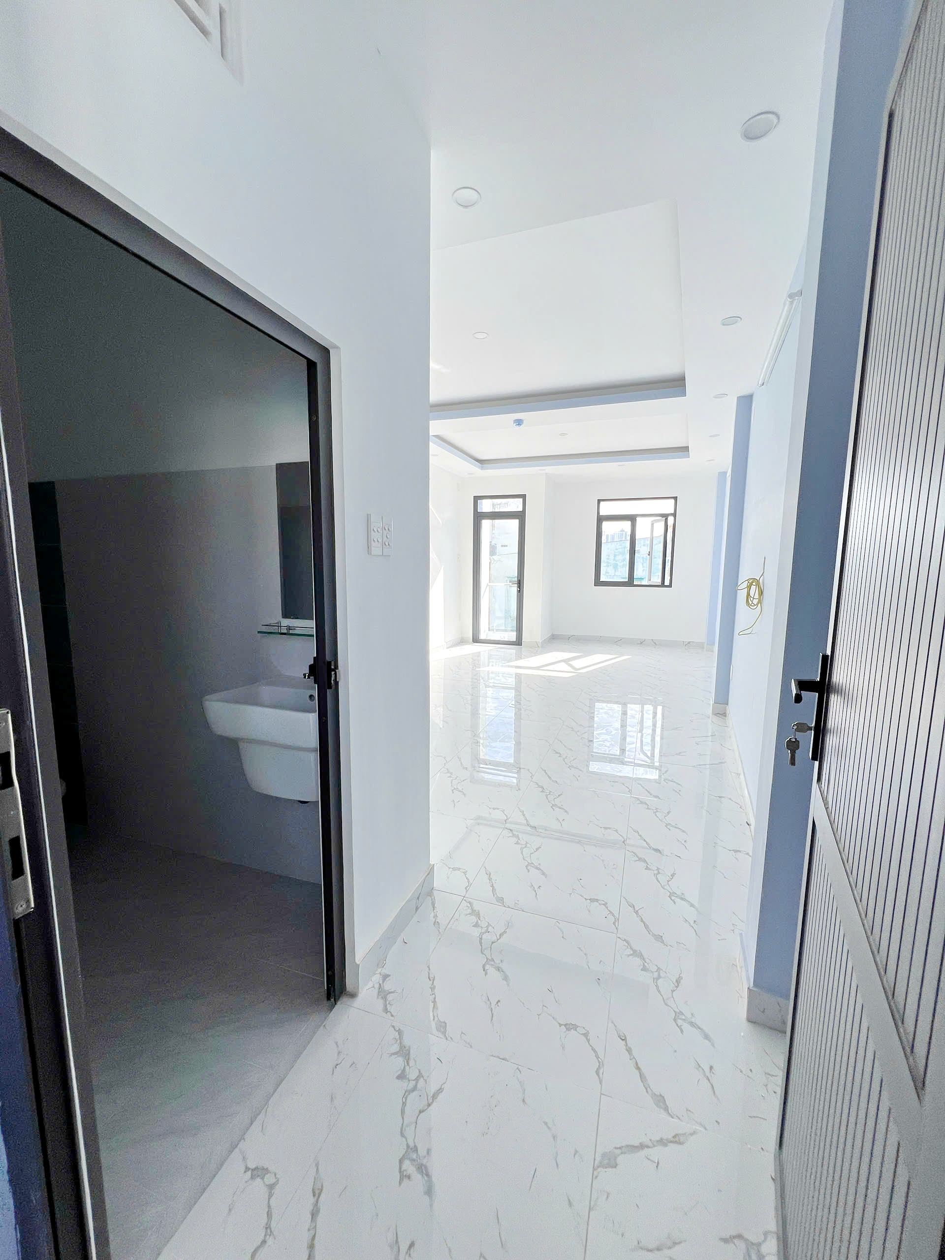 Bán CHDV mới 12 phòng Full nội thất HXH Phạm Thế Hiển P.5 Quận 8