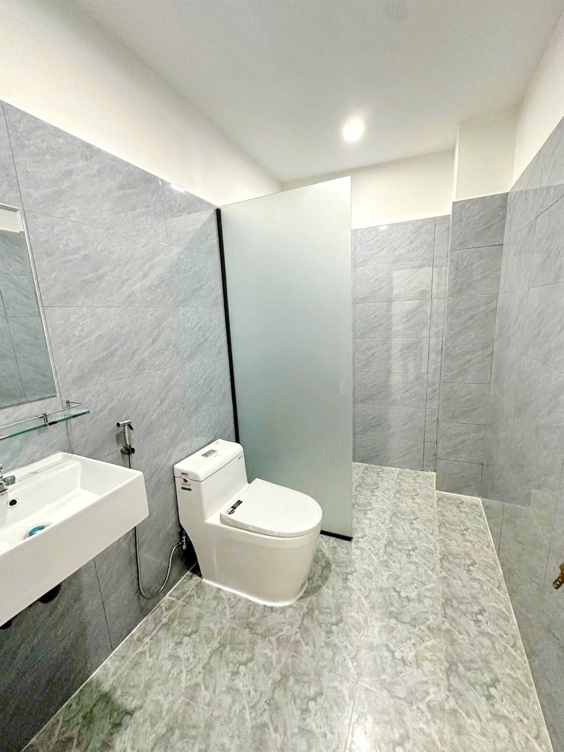 Bán nhà 1 lầu (4.1x16m) gần MT hẻm xe hơi đường Âu Dương Lân P.3 Quận 8