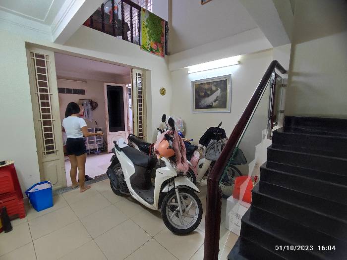 Nhà CMT8 khu sầm uất phường 10