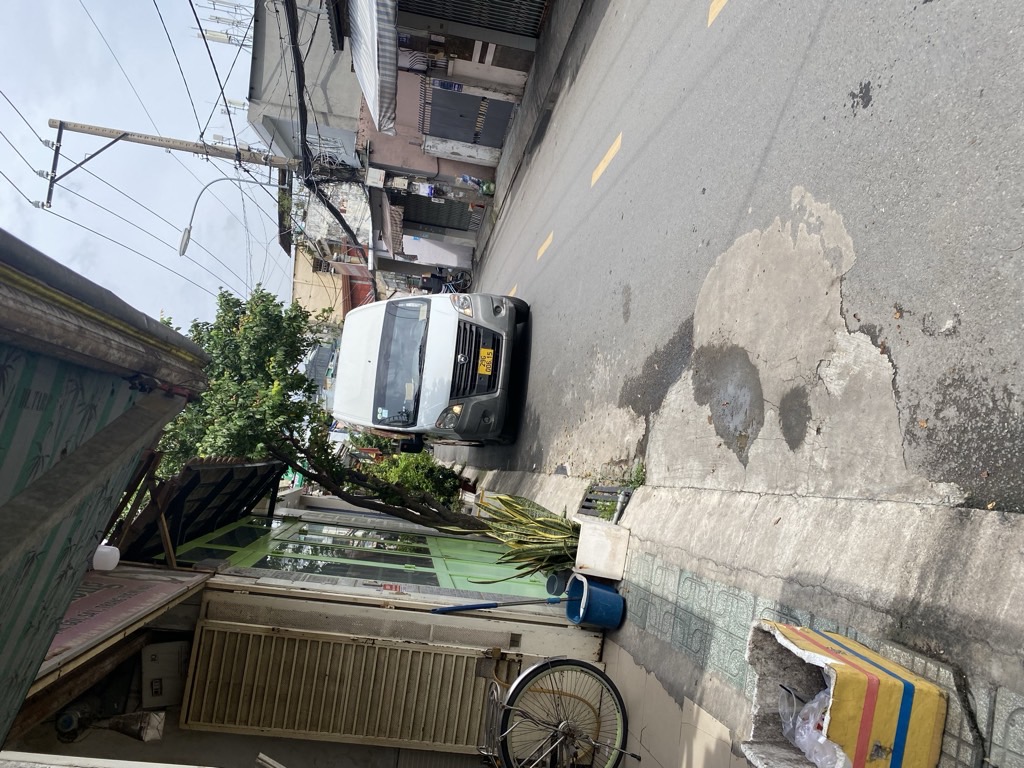 Nhà nhỏ chính chủ gần sân bay