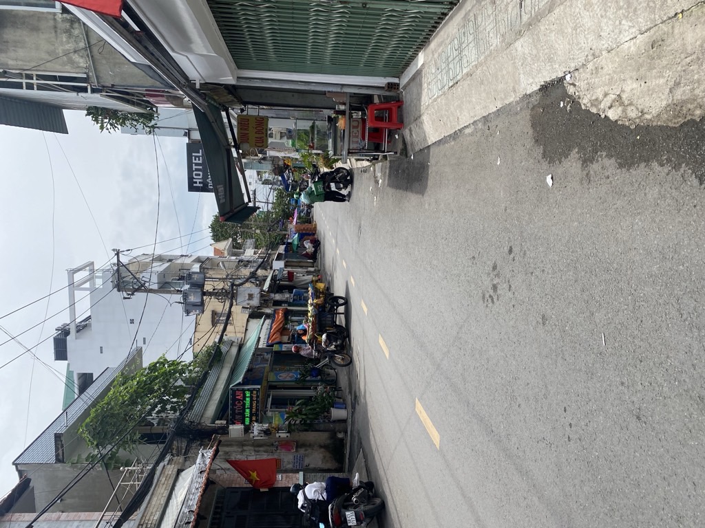 Nhà nhỏ chính chủ gần sân bay