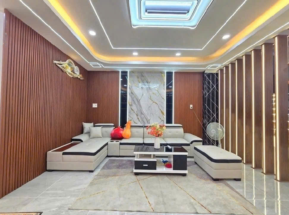 NHÀ MỚI 100% – 5 TẦNG – FULL NỘI THẤT CAO CẤP - TRUNG TÂM - Q.12 - 7 TỶ 950 TL