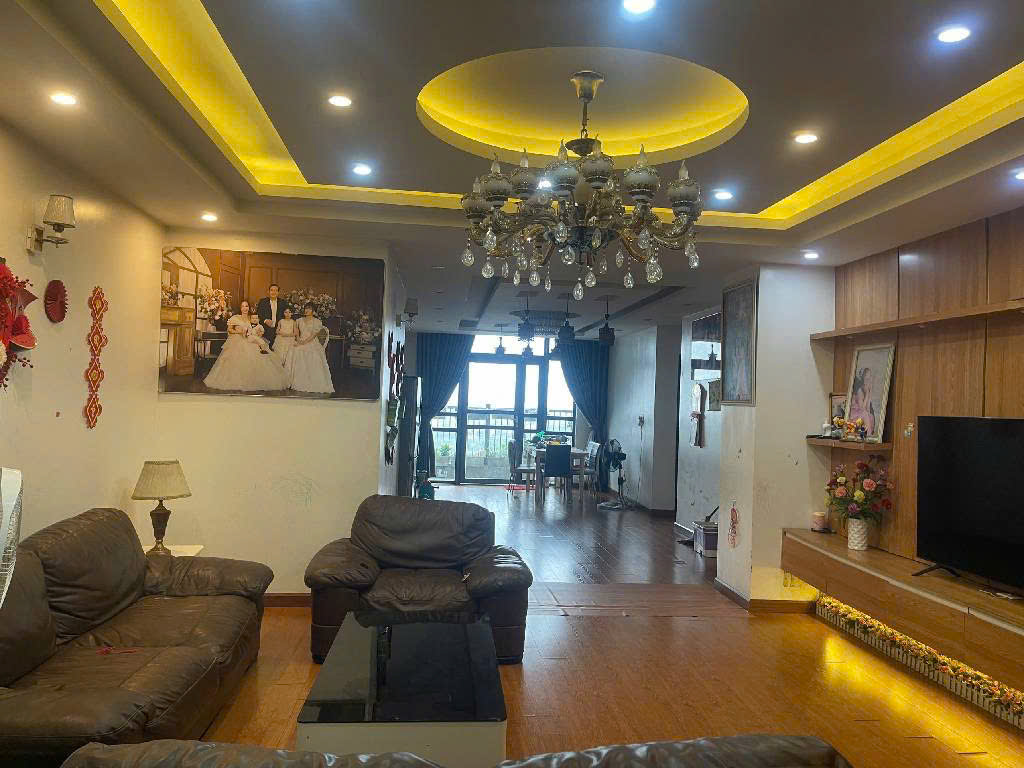 Bán nhà Hà Đông chính chủ – tòa nhà khu đọ thị mới Văn Phú – Vị trí đẹp – Chỉ 9 tỷ