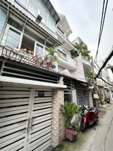 Bán nhà Nguyễn Văn Quỳ