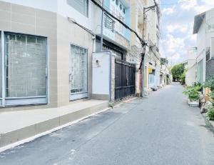 Bán nhà 3 mặt HXH, Trịnh Đình Trọng, Quận 11, 3.9x12 , 5 tầng , 8.9 tỷ