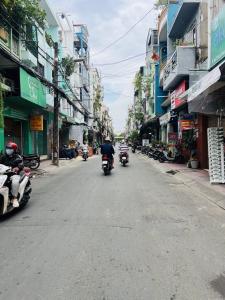 Bán nhà Q11, LLQ, 4 tầng, HXH, 3.6 x 16, nhỉnh 8 tỷ