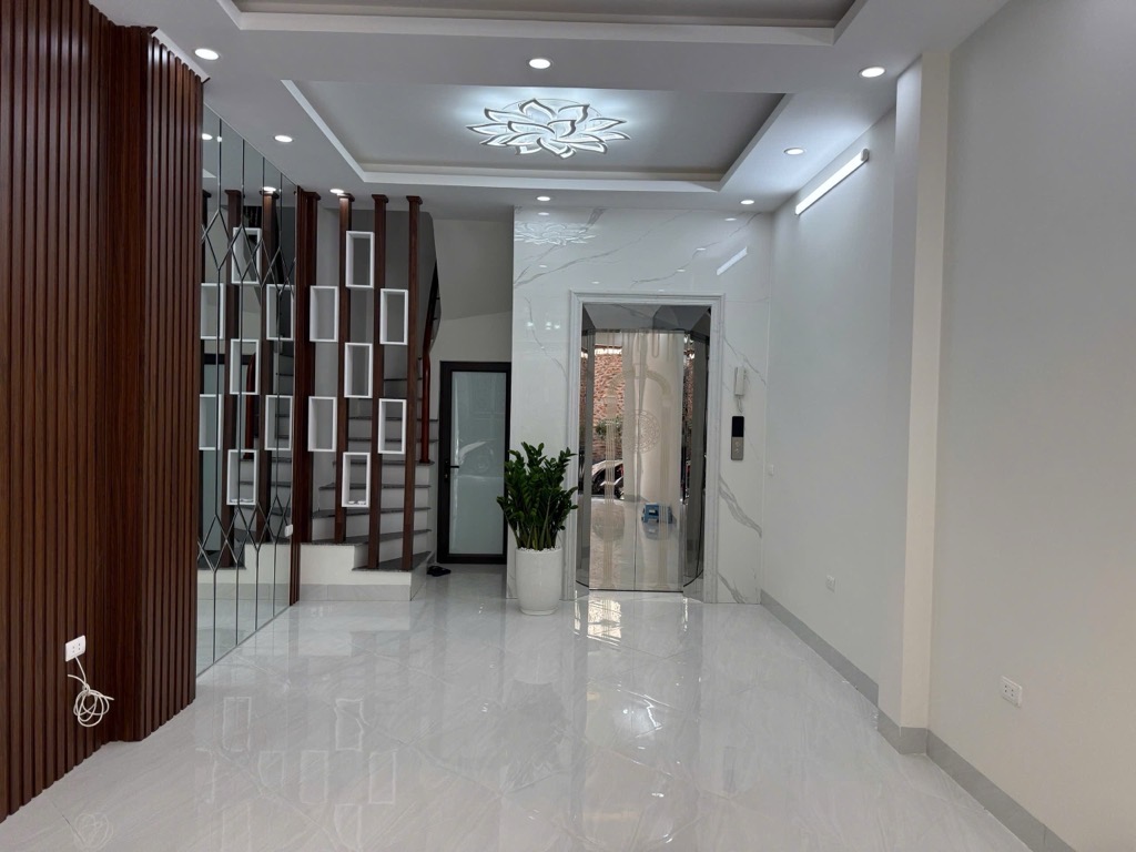 siêu phẩm phương liệt hoàng mai 9,1 tỷ